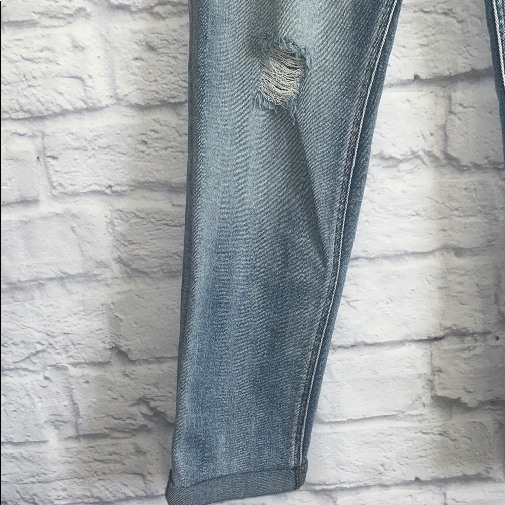 Kut from the Kloth High Rise Racheal Fab Ab Jeans - Picture 4 of 8